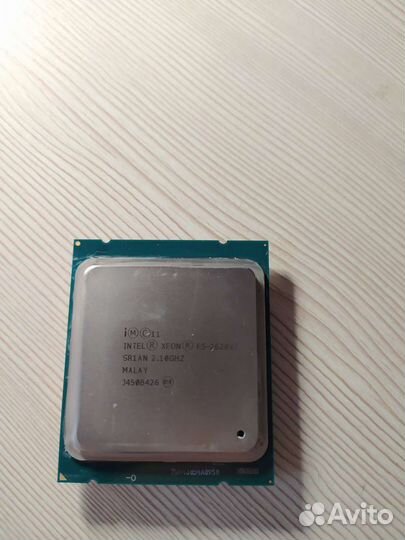 Процессор Xeon E5 2620 V2