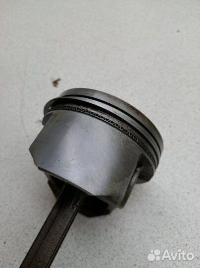 Поршень с шатуном Honda Mobilio GB1 L15A