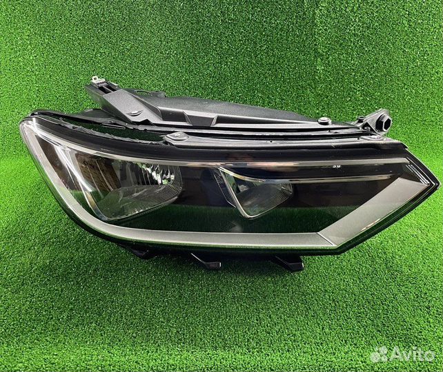Фара правая Пассат 14-20
