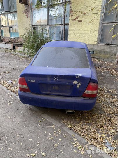 В полном разборе Mazda 323 / Familia