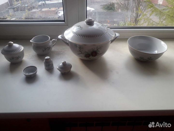 Сервиз столовый новый