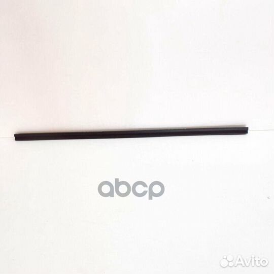 Уплотнение бампера mercedes-benz A2136280900