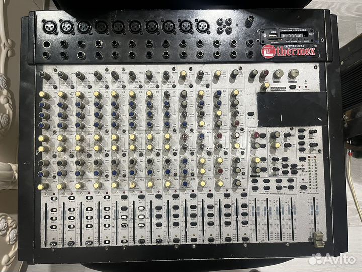 Пульт микшер