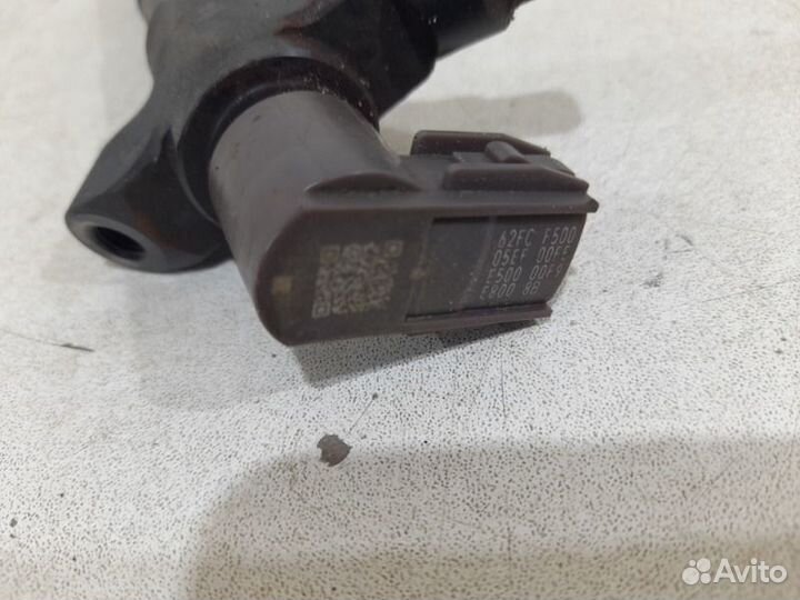 Форсунка топливная Toyota Land Cruiser 200