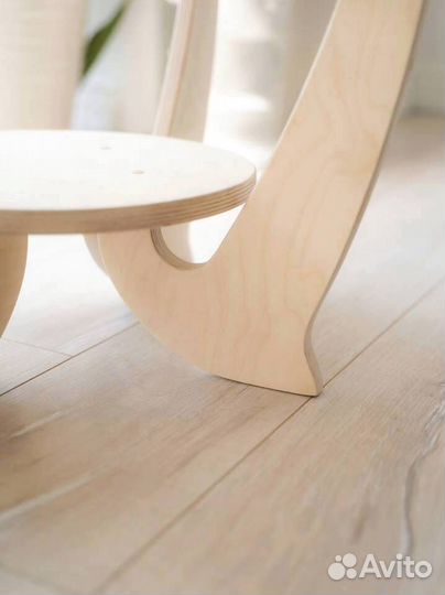 Деревянный стол уличный