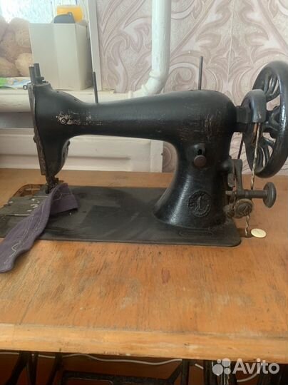 Швейная машина Подольск