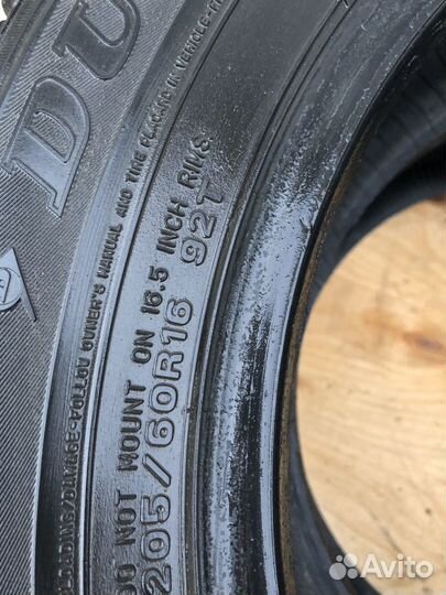 Dunlop SP Winter Ice 01 205/60 R16 27K