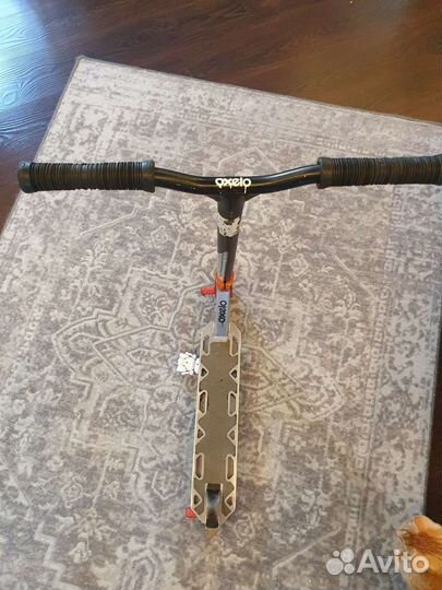 Трюковой самокат оxelo