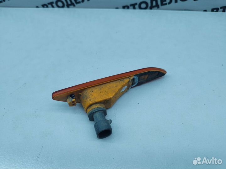 Повторитель поворота в крыло Alfa Romeo 156