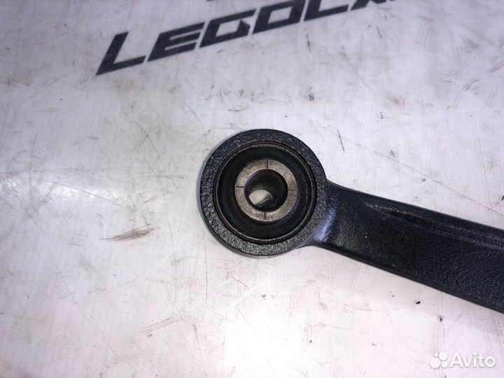 Рычаг задний левый Kia Carnival J3 2008