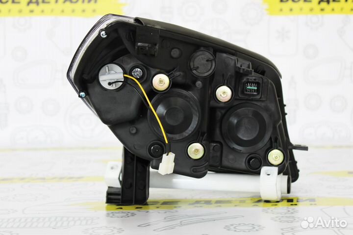 Фара Geely Mk Cross