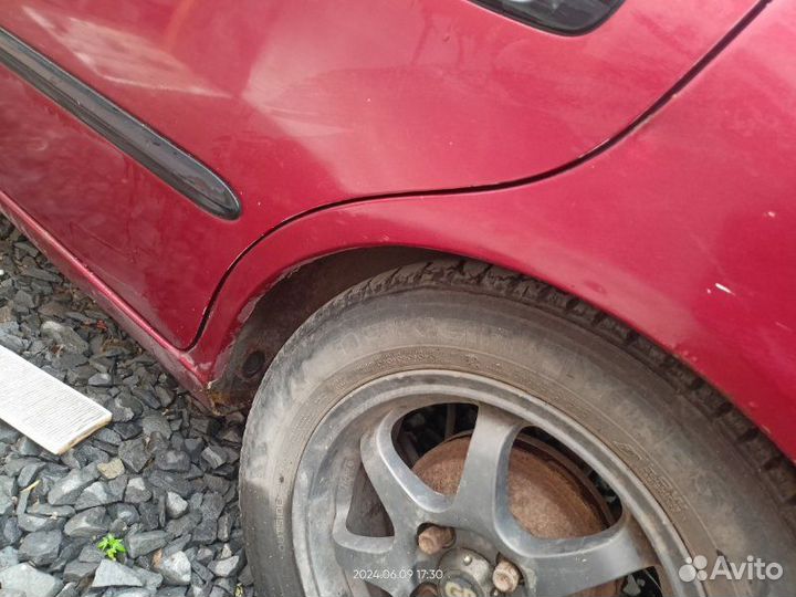 Крыло заднее левое Hyundai Accent седан G4EC 2005