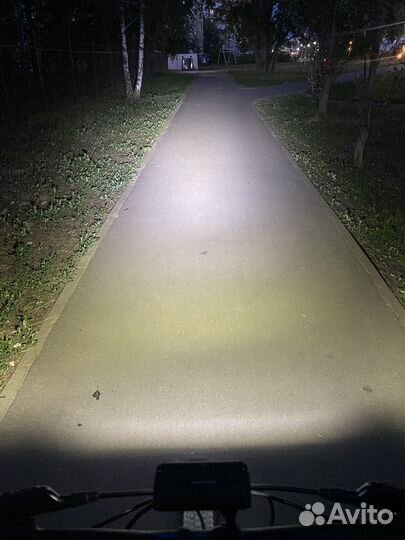 Велосипедный фонарь передний