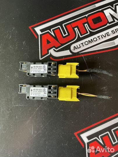 Датчик удара Volkswagen Touareg 4B0959643E