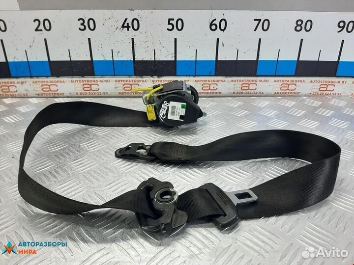 Ремень безопасности Volkswagen Touareg 2005