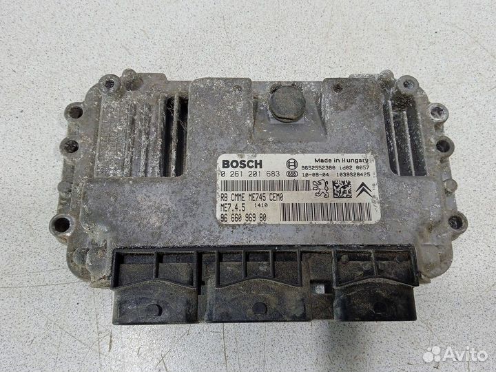 Блок управления двигателем