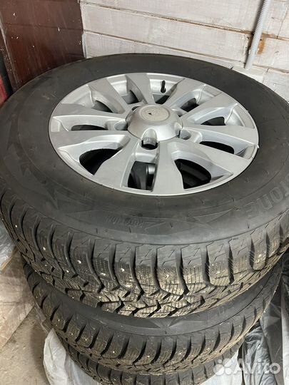 Бронированные колеса на land Cruiser 100