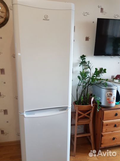 Продаю холодильник бу