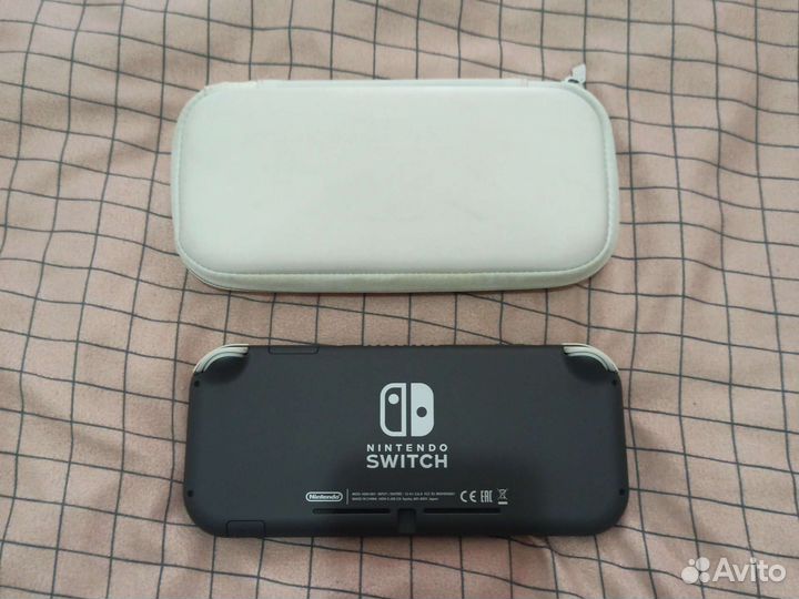 Nintendo switch lite
