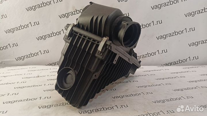 Корпус воздушного фильтра Audi Q7 (4L) I (2005–200