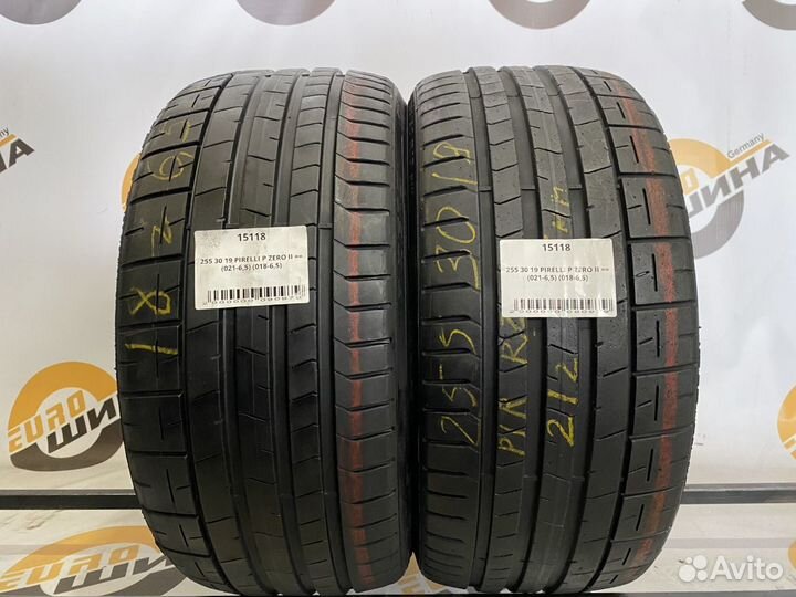 Pirelli P Zero PZ4 255/30 R19