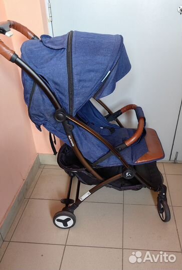 Коляска прогулочная