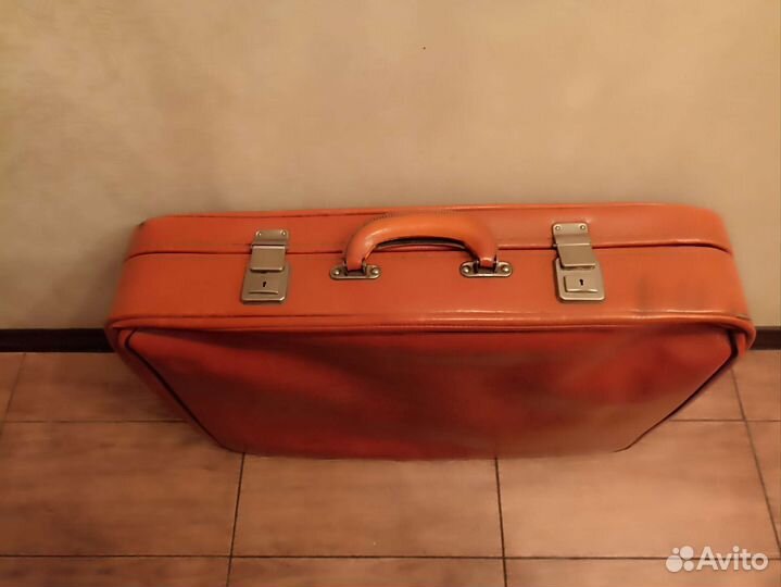 Чемодан советский