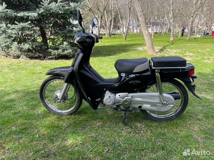 Honda Super Cub AA04
