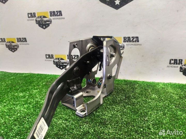 Педаль сцепления Hyundai Kona