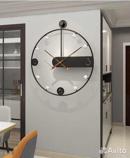 Часы из металла