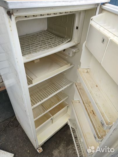 Холодильник