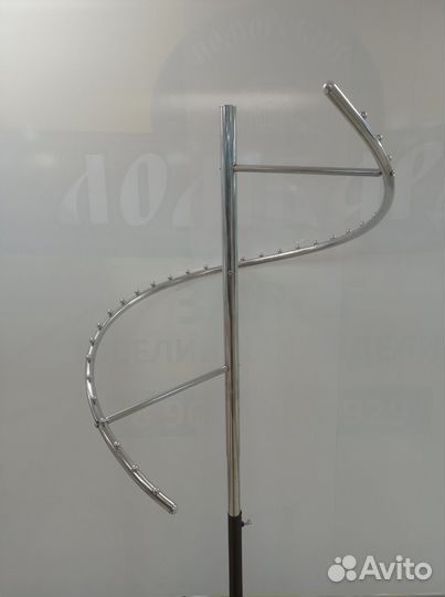 Вешало напольное винтовое