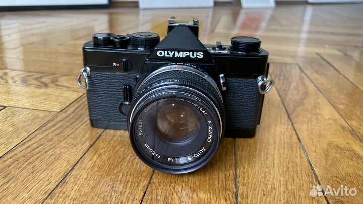 Плёночный фотоаппарат Olympus OM1 Zuiko 50 1.8