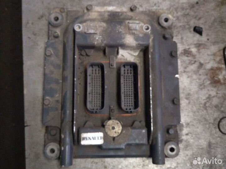 Блок управления двс Renault Volvo 20977019