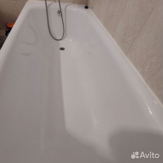 Ванна акриловая