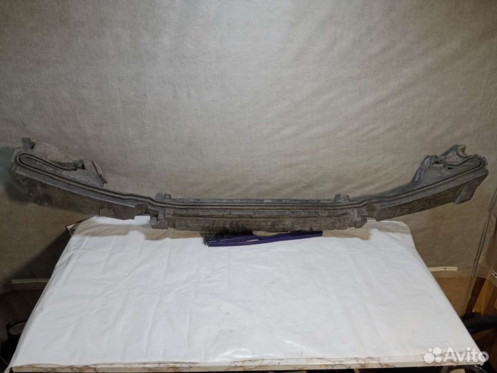 Абсорбер бампера передняя Mercedes W213