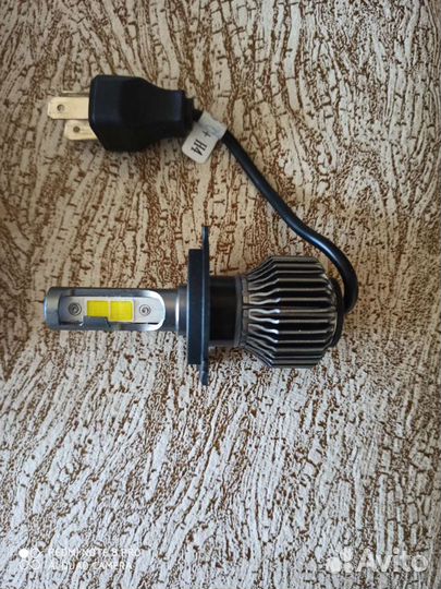 Лед лампы h4 комплект