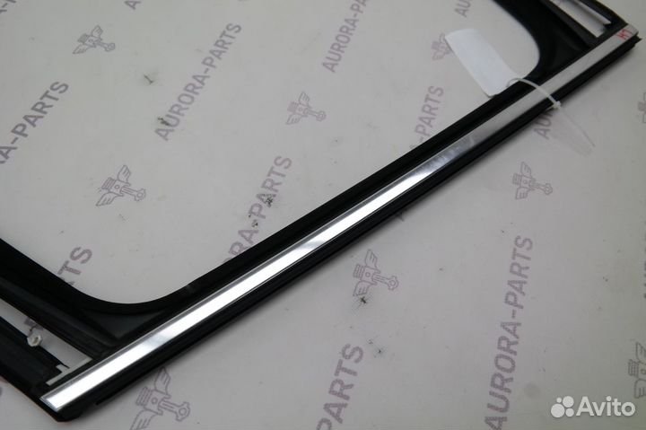 Направляющая стекла Touareg II NF 2010-2018