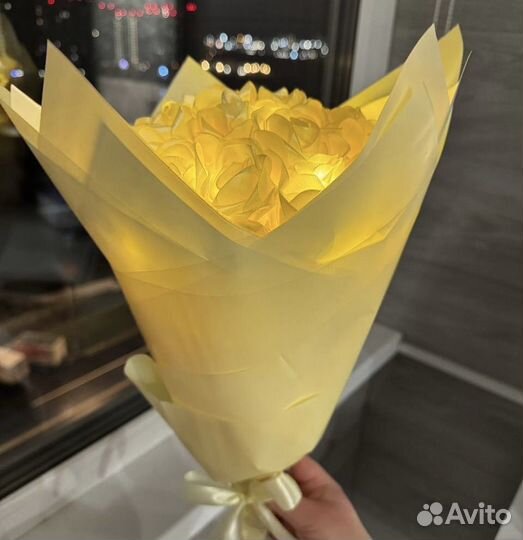 Букет роз из атласных лент