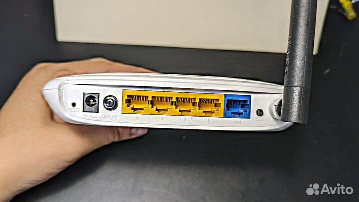 Беспроводной маршрутизатор TP-link TL-WR740N