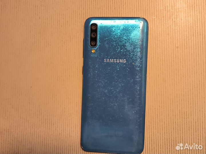 Samsung Galaxy A50, 4/64 ГБ