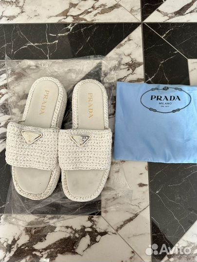 Сабо Prada