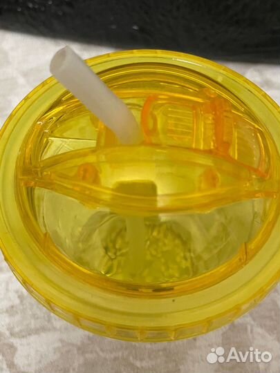 Стаканчик с трубочкой