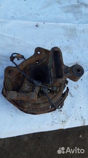 Кулак поворотный задний правый Subaru Impreza