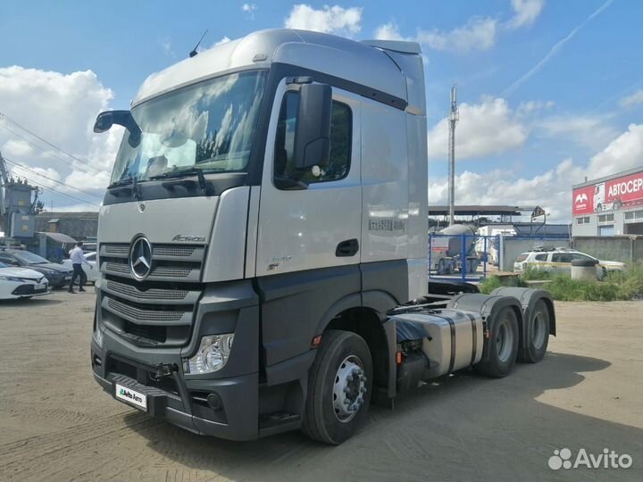 Mercedes-Benz Actros, 2023
