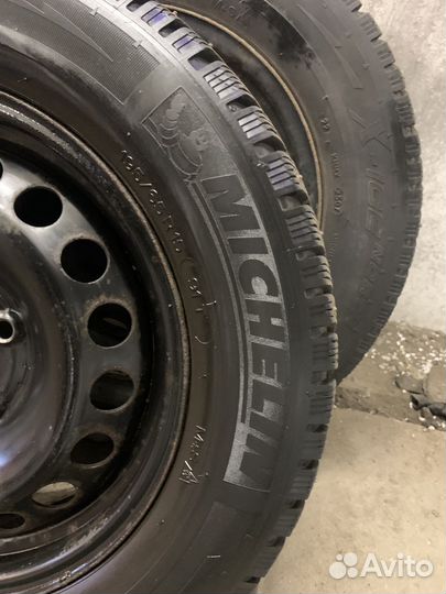 Комлект колес зима VW 195/65/15 michelin