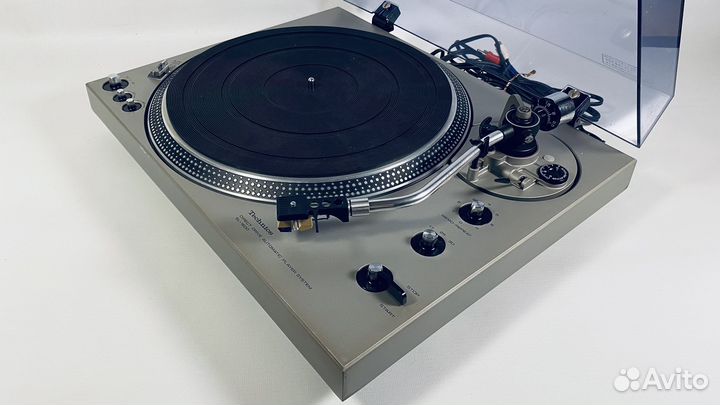 Technics SL-1600. Виниловый проигрыватель