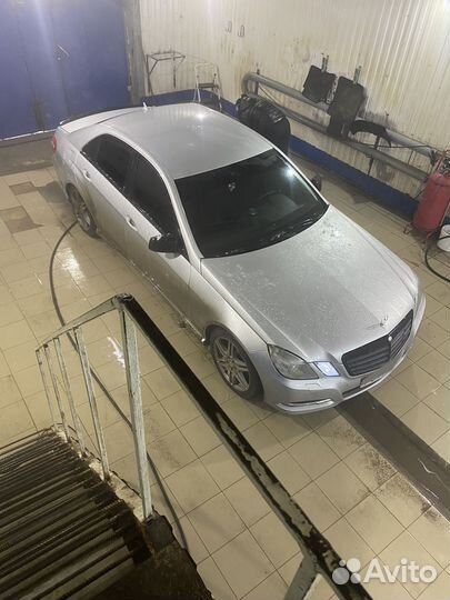 Mercedes-Benz E-класс 1.8 AT, 2011, 300 000 км