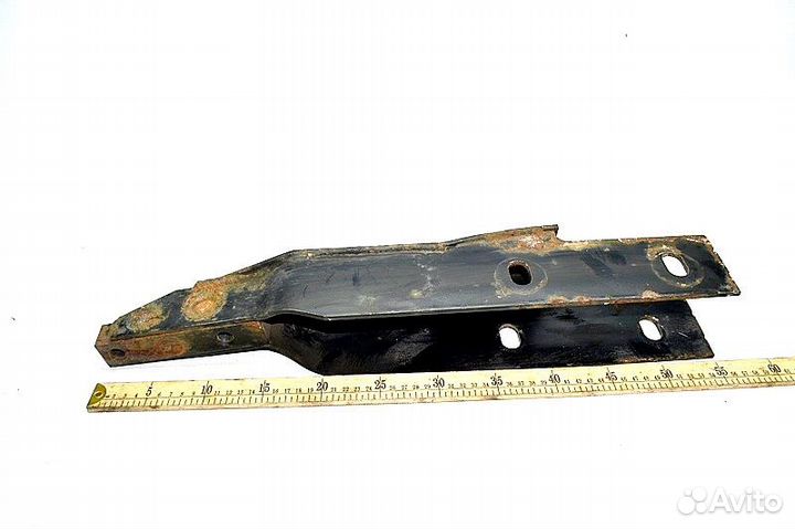 Кронштейн кабины, передний левый mercedes-benz Act