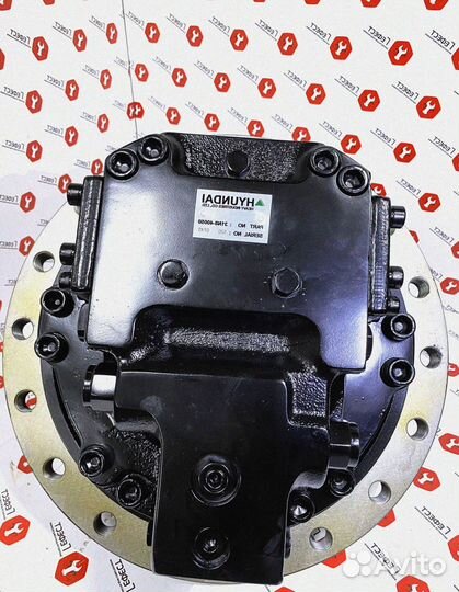 Мотор хода Hyundai R250LC-7 31Q8-40040
